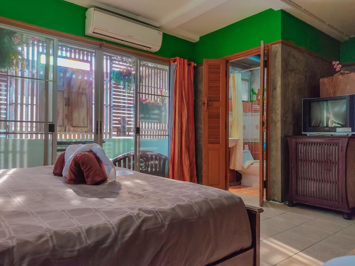 Bed and Breakfast Awana House Chiang Mai Esterno foto