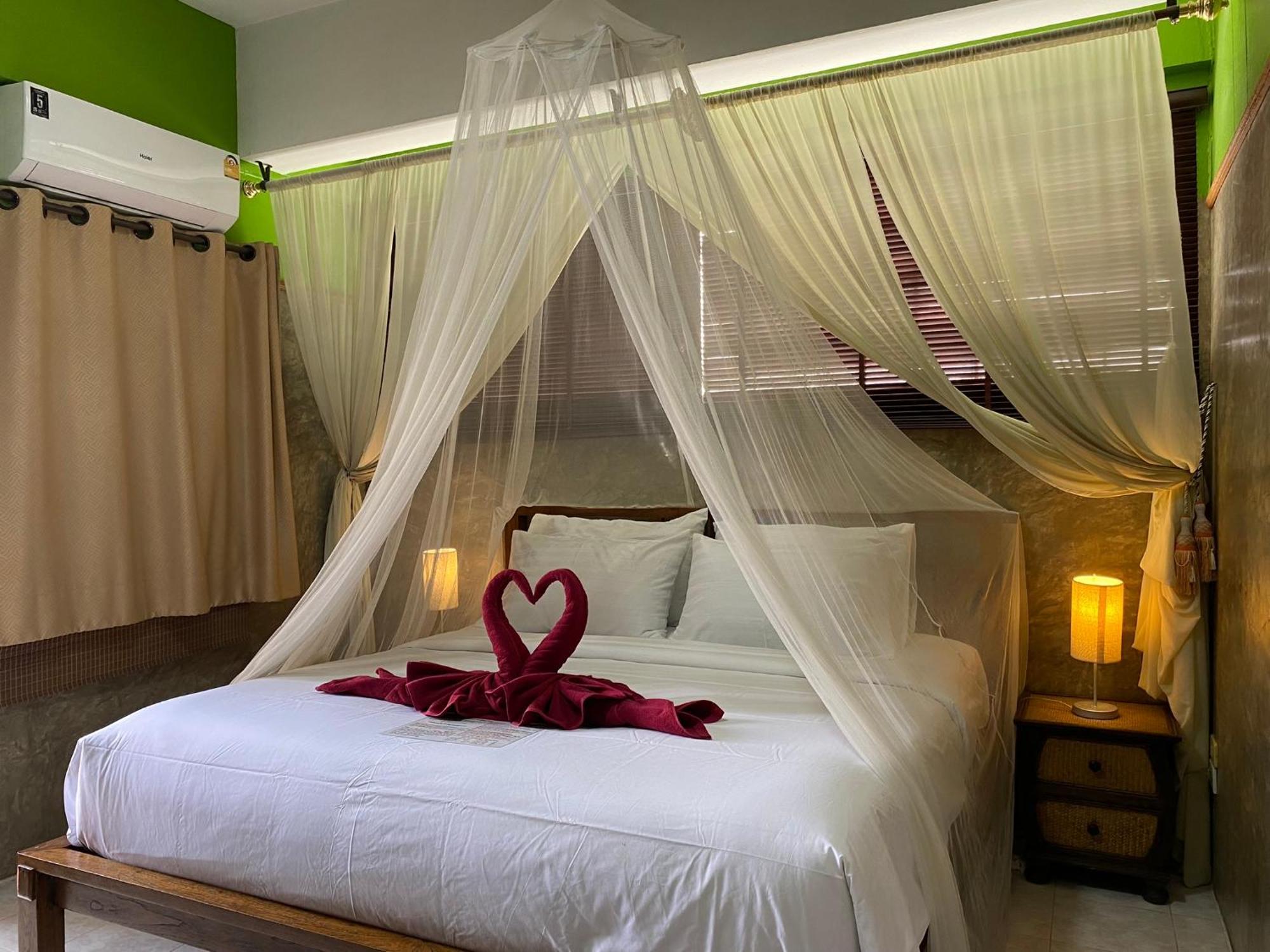 Bed and Breakfast Awana House Chiang Mai Esterno foto